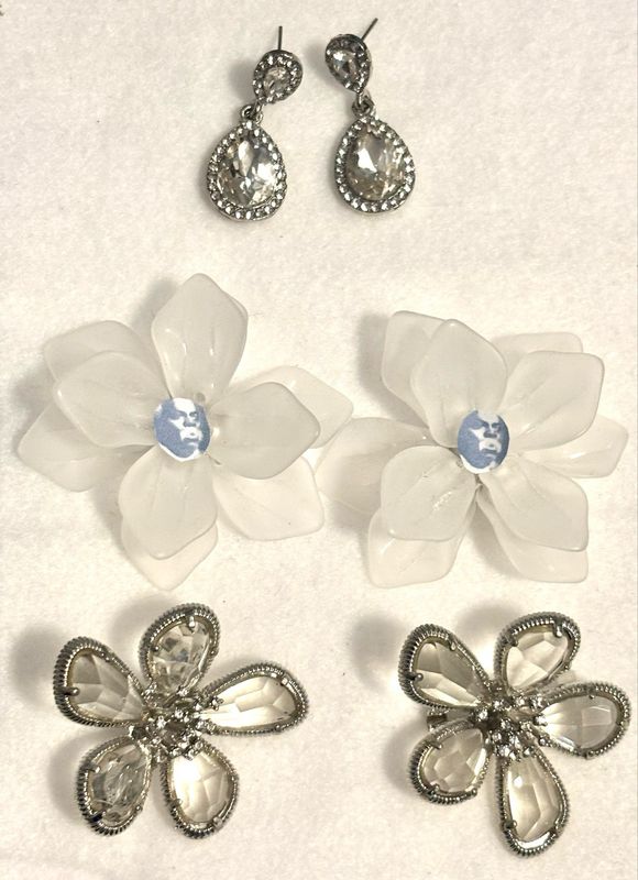 Flower and Clear Diamond Prophet Pin Set