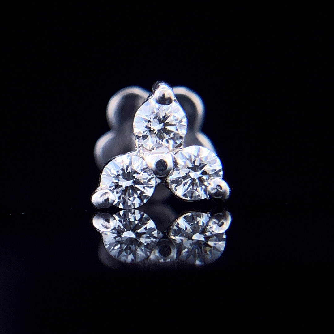 0.12ct 18K White Gold Diamond Nose Pin