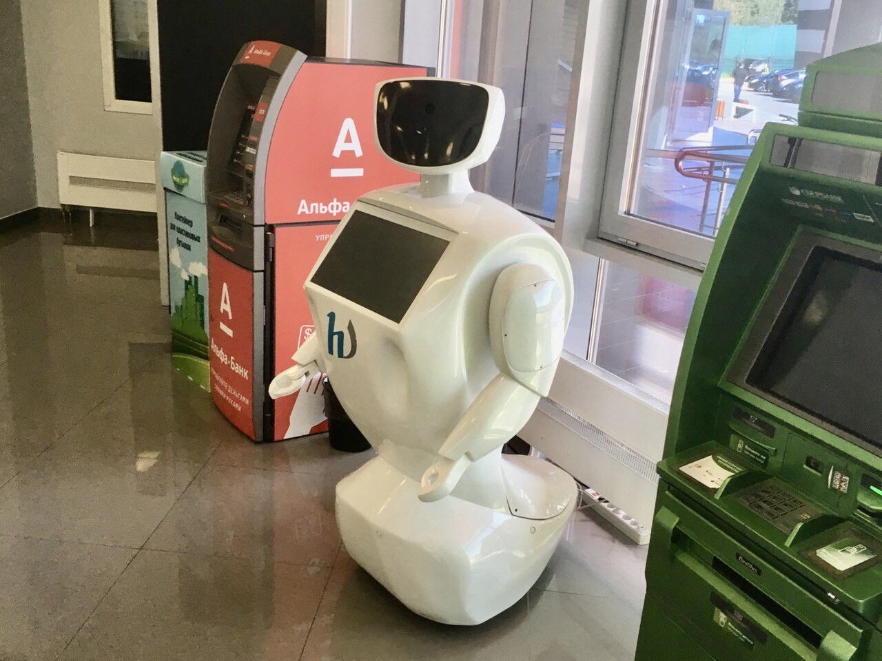 Робот-экскурсовод для местного музея