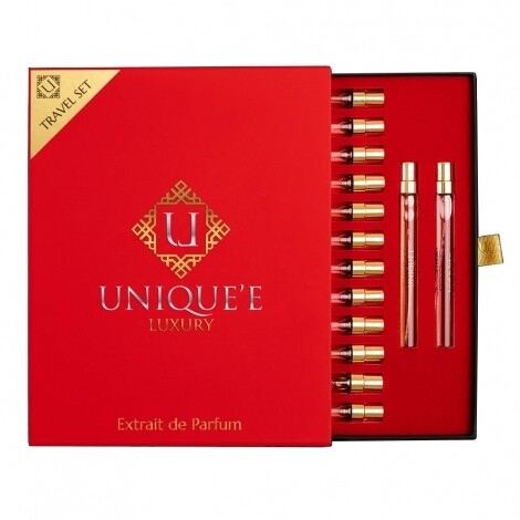 Unique&#39;e Luxury Travel Set