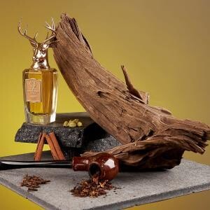 Pana Dora Imperial Wood Extrait De Parfum