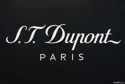 S.T Dupont