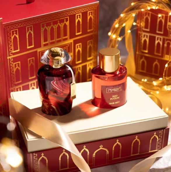 The Merchant Of  Venice Red Potion Set