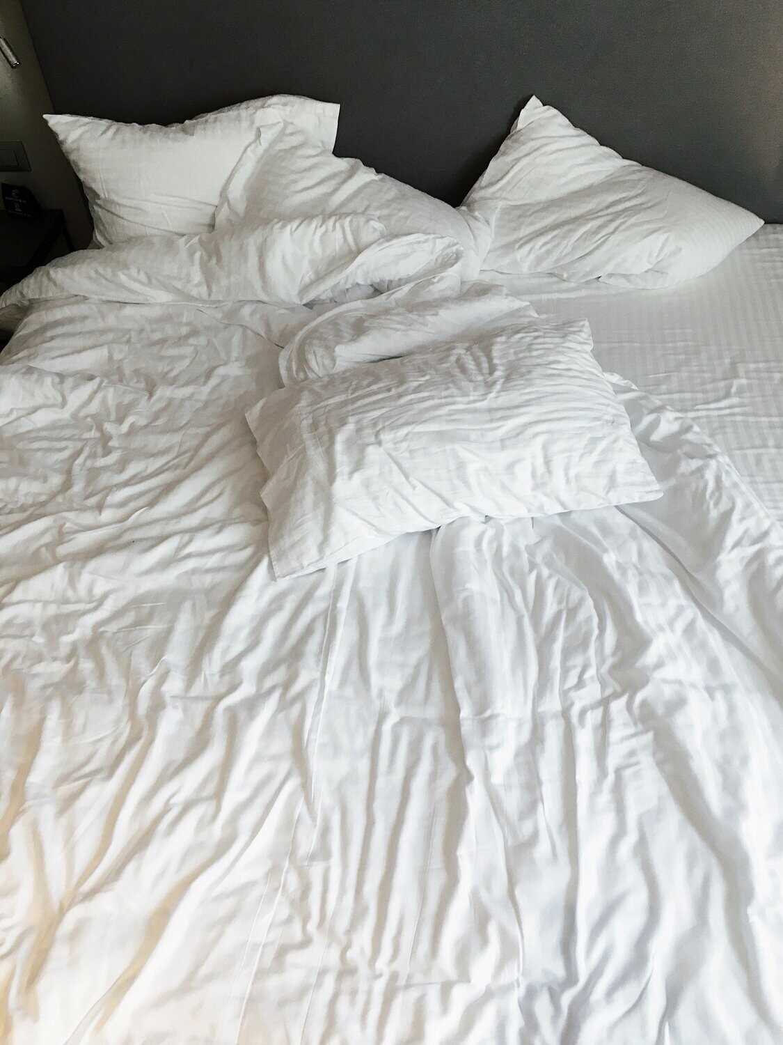 Pillows & Sheet Sets
