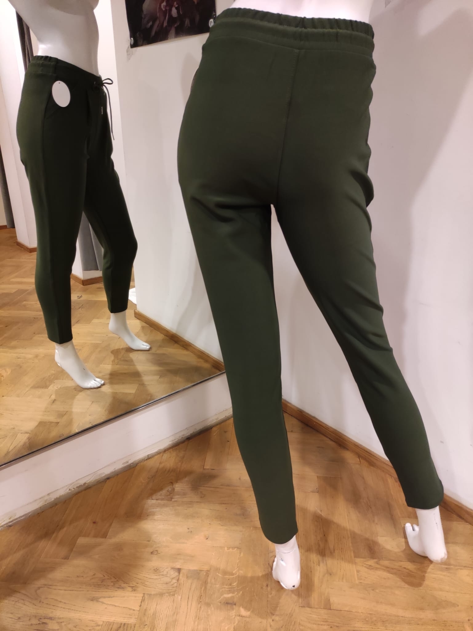 comfortbroek touwtje kleur legergroen