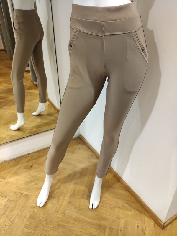 comfortbroek kleur taupe comfortbroek kleur taupe