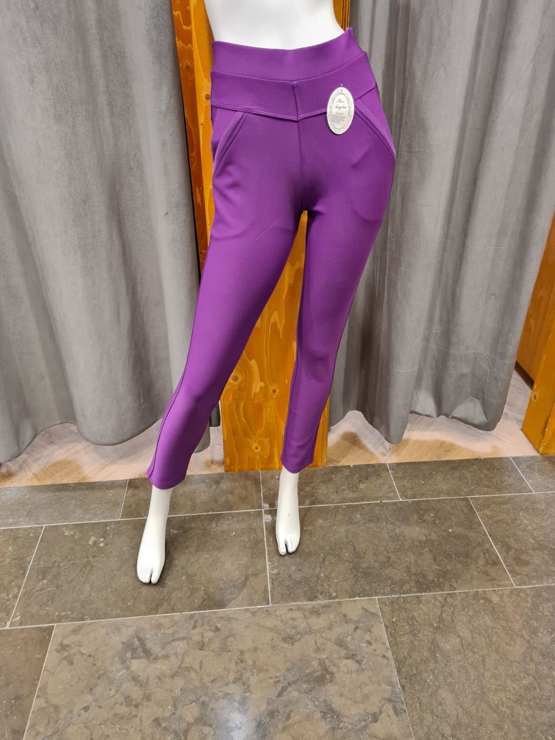 comfortbroek kleur paars