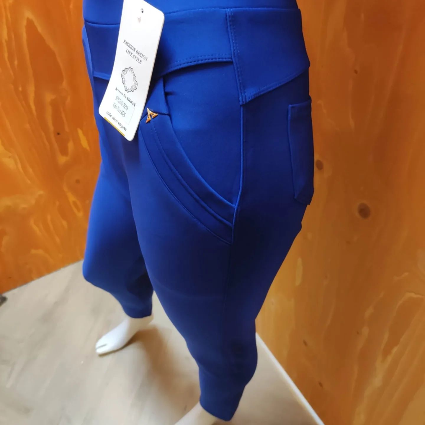 comfortbroek kleur royal blauw