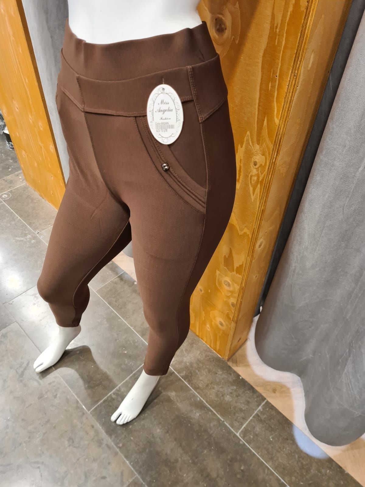 SALE comfortbroek kleur bruin