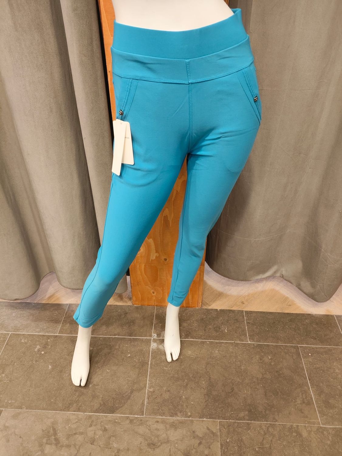 comfortbroek zomer kleur aqua blue (maten)