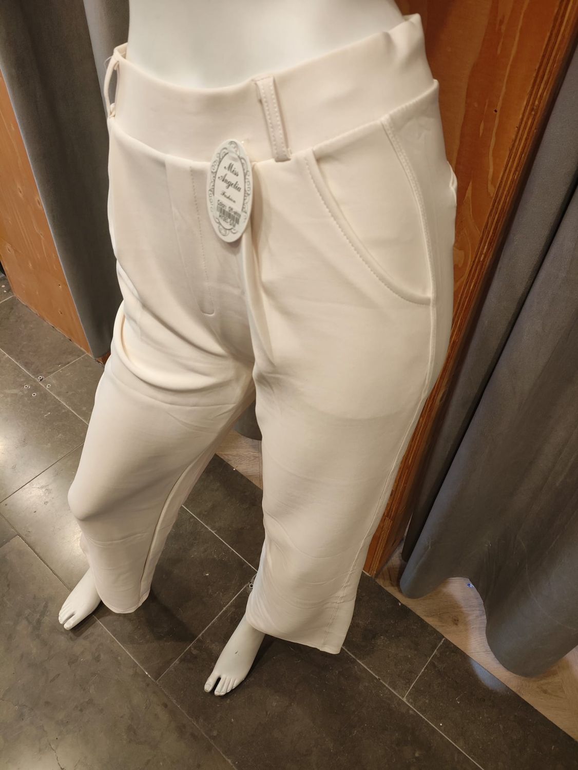 comfortbroek wide leg offwhite (maten)
