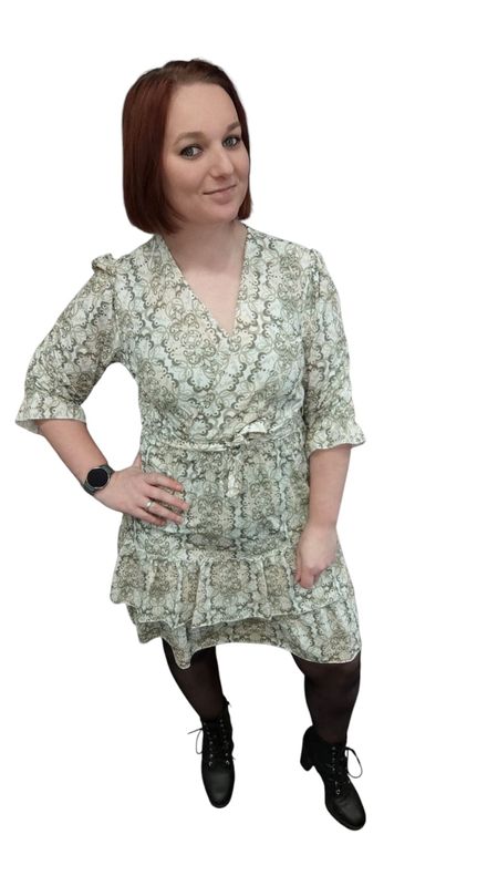 jurkje benthe maat  l/xl