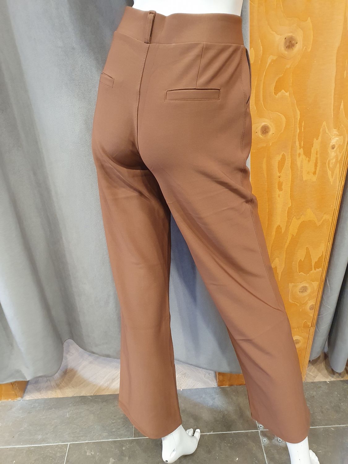 comfortbroek wide leg bruin (maten)