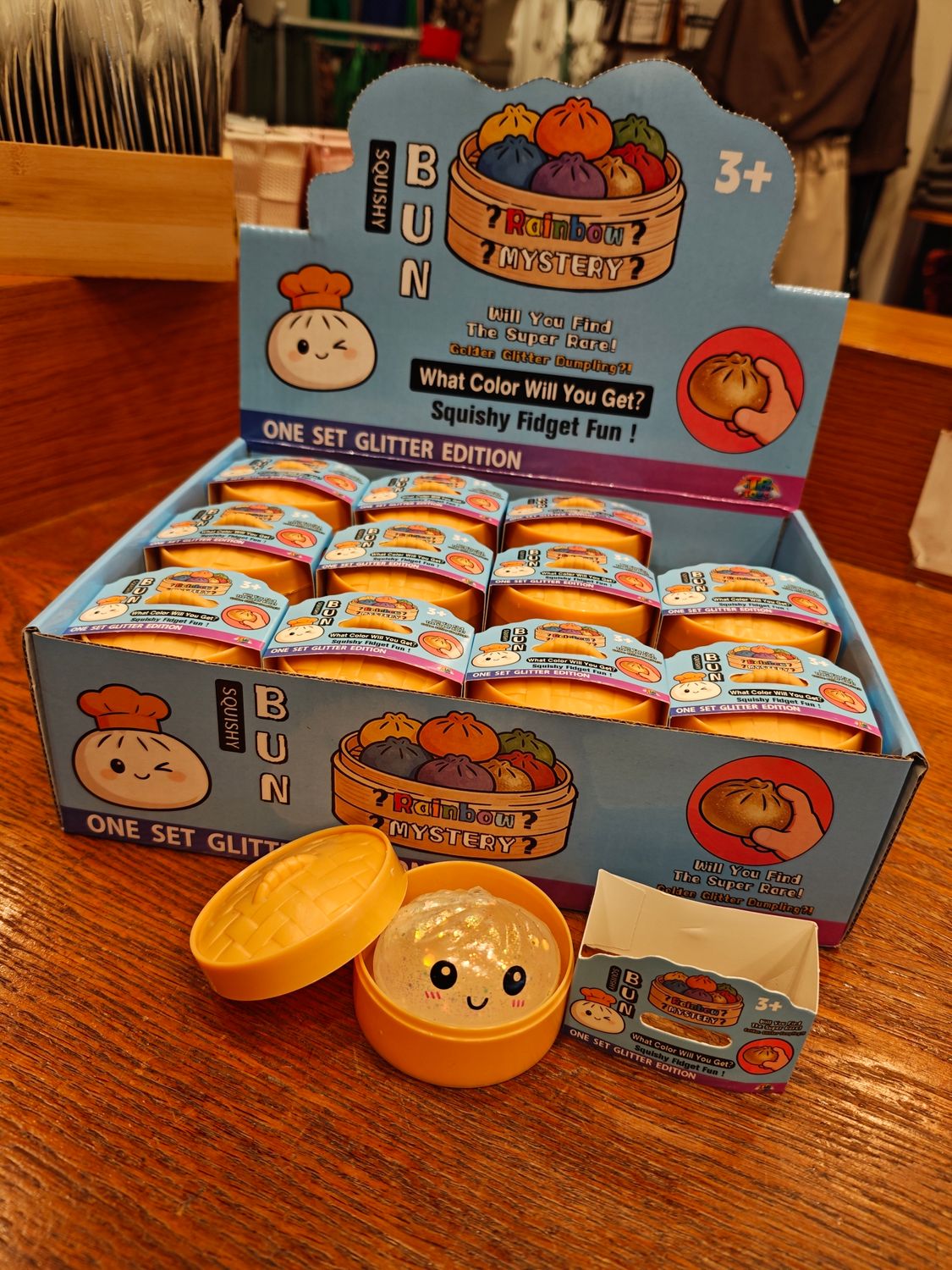 Mystery glitter dumpling Mystery glitter dumpling