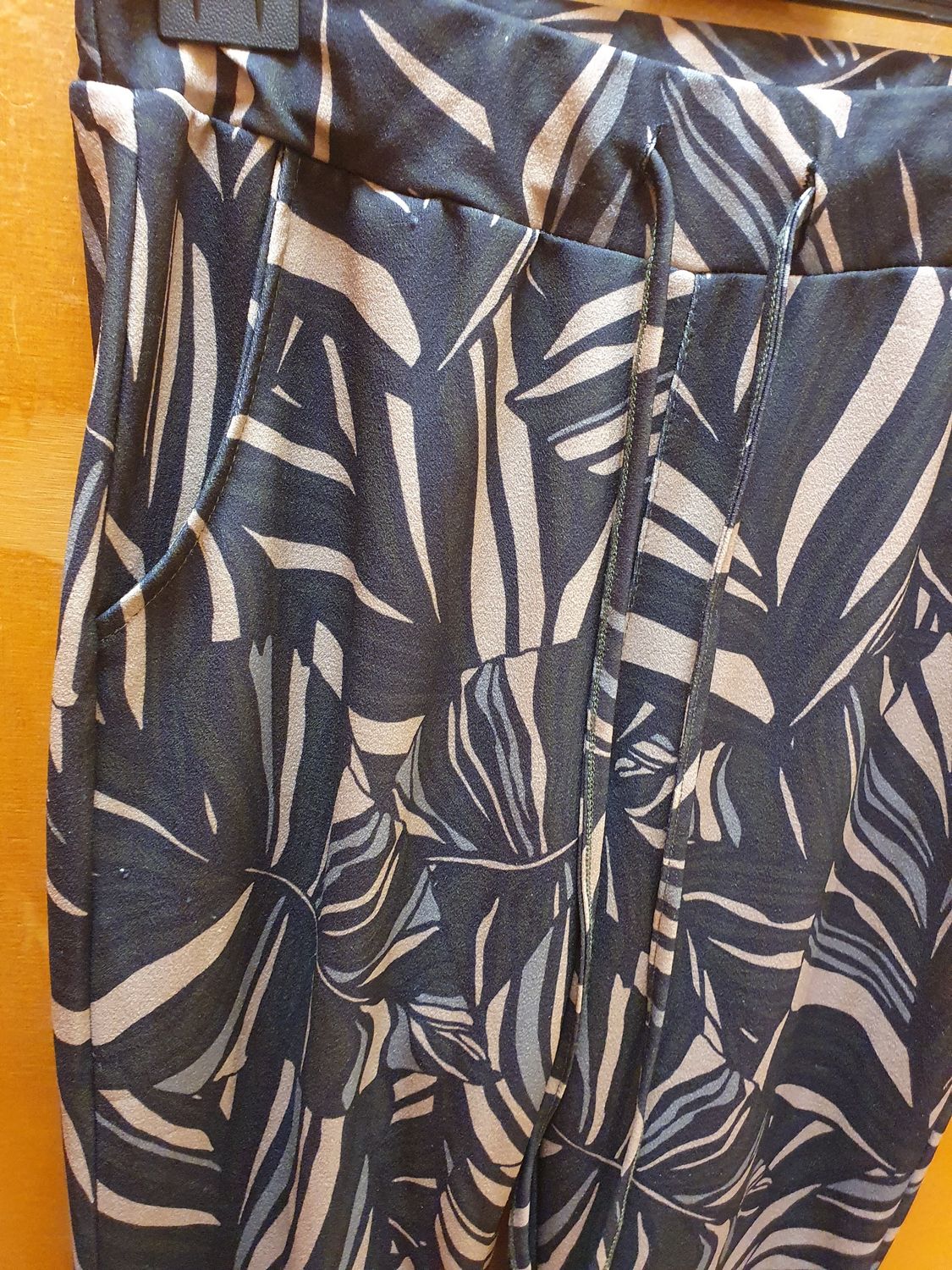 Sale broek Lilah maat S Sale broek Lilah maat S