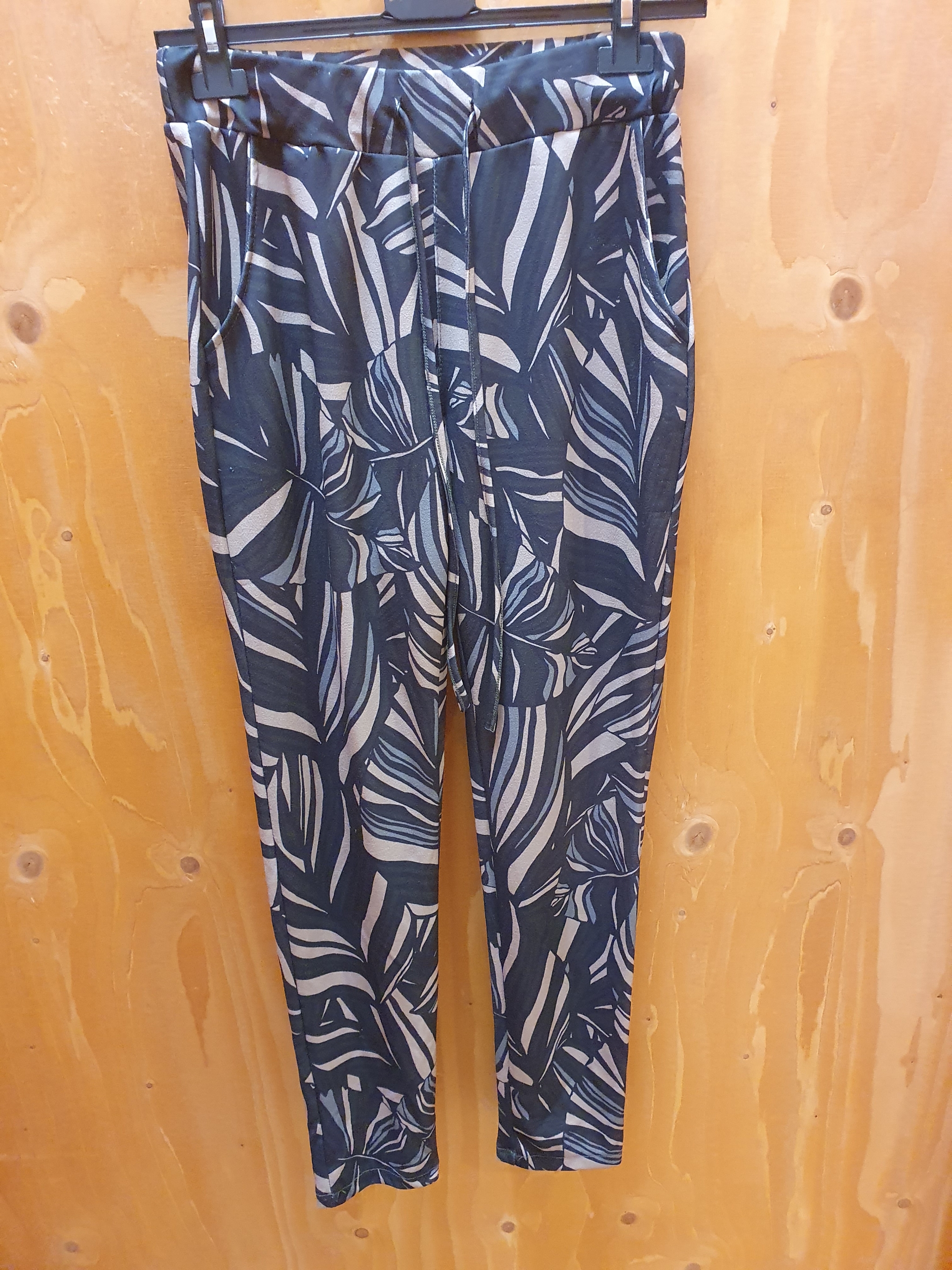 Sale broek Lilah maat S