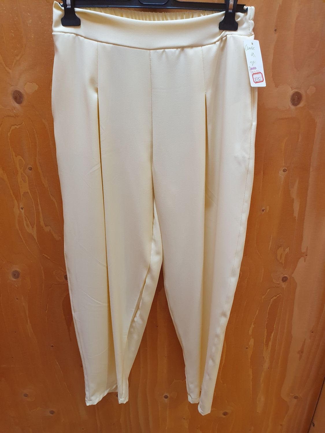 SALE Ballonbroek Emelie one size tot 44 (meerdere kleuren) SALE Ballonbroek Emelie one size tot 44 (meerdere kleuren)