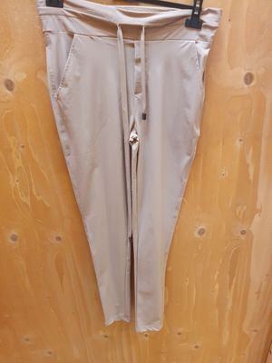 SALE Travelstof broek Red Brown van Mooij maat S en L SALE Travelstof broek Red Brown van Mooij maat S en L