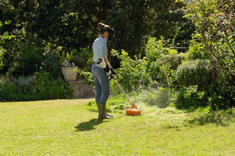STIHL FSA 60 R / AC C 12-2