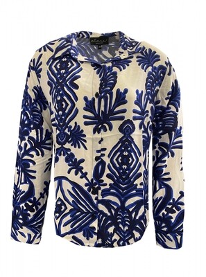 E1 22-045 Blouse Hailey Ikat Navy E1 22-045 Blouse Hailey Ikat Navy