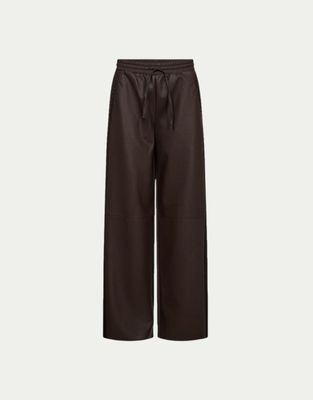 FQVEGGY-PANTS Mole