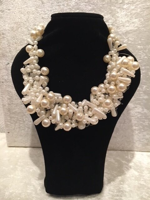 Ketting van imitatie parels