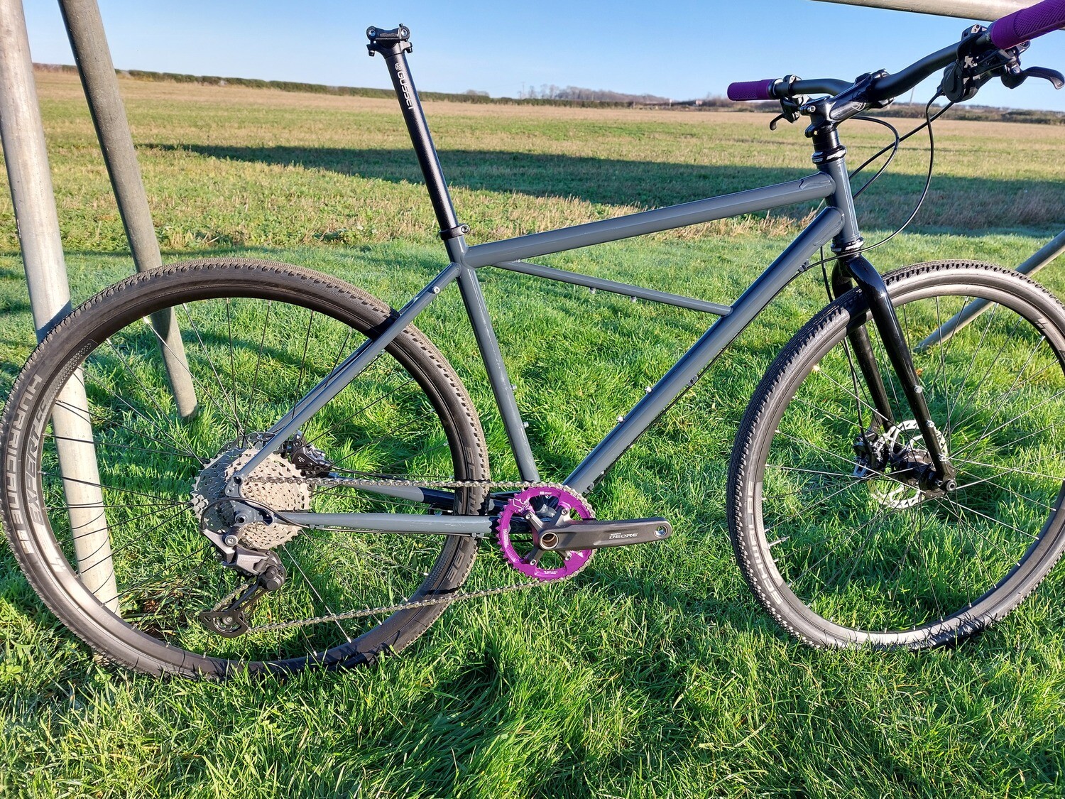 BiviBikes Malvern Shimano Deore Gravel 