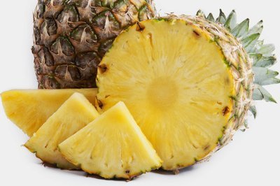 LOCAL DELIVERY - PINEAPPLES