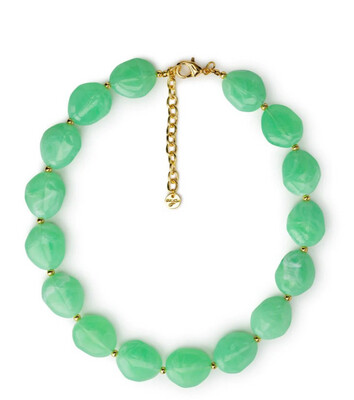 Collana girocollo con pietre marmorizzate in acrilico verde Mya
