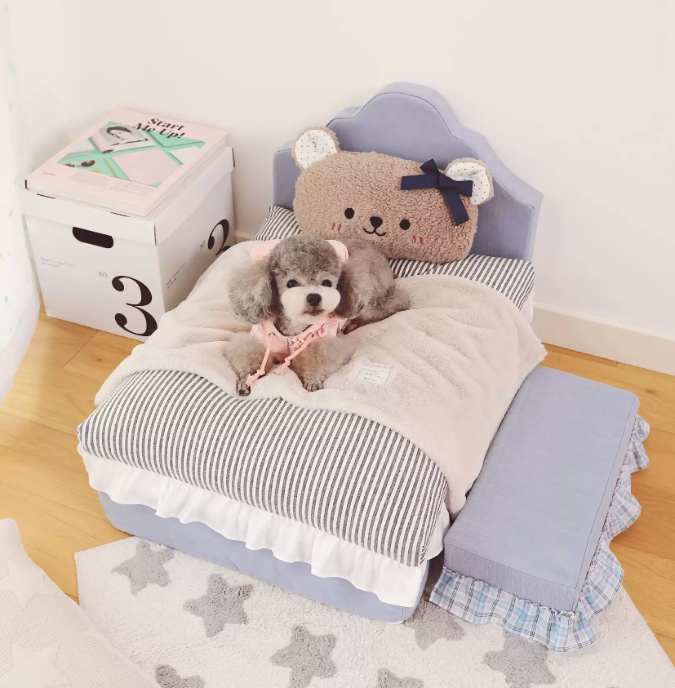 Nifty Fairy Bear Pet Bed