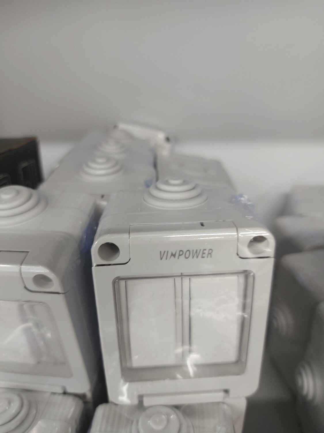 2 Gang 2 Way IP55 Switch (Vinpower)