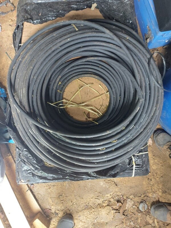1/2" Hydraulic Hose (Per Metre)