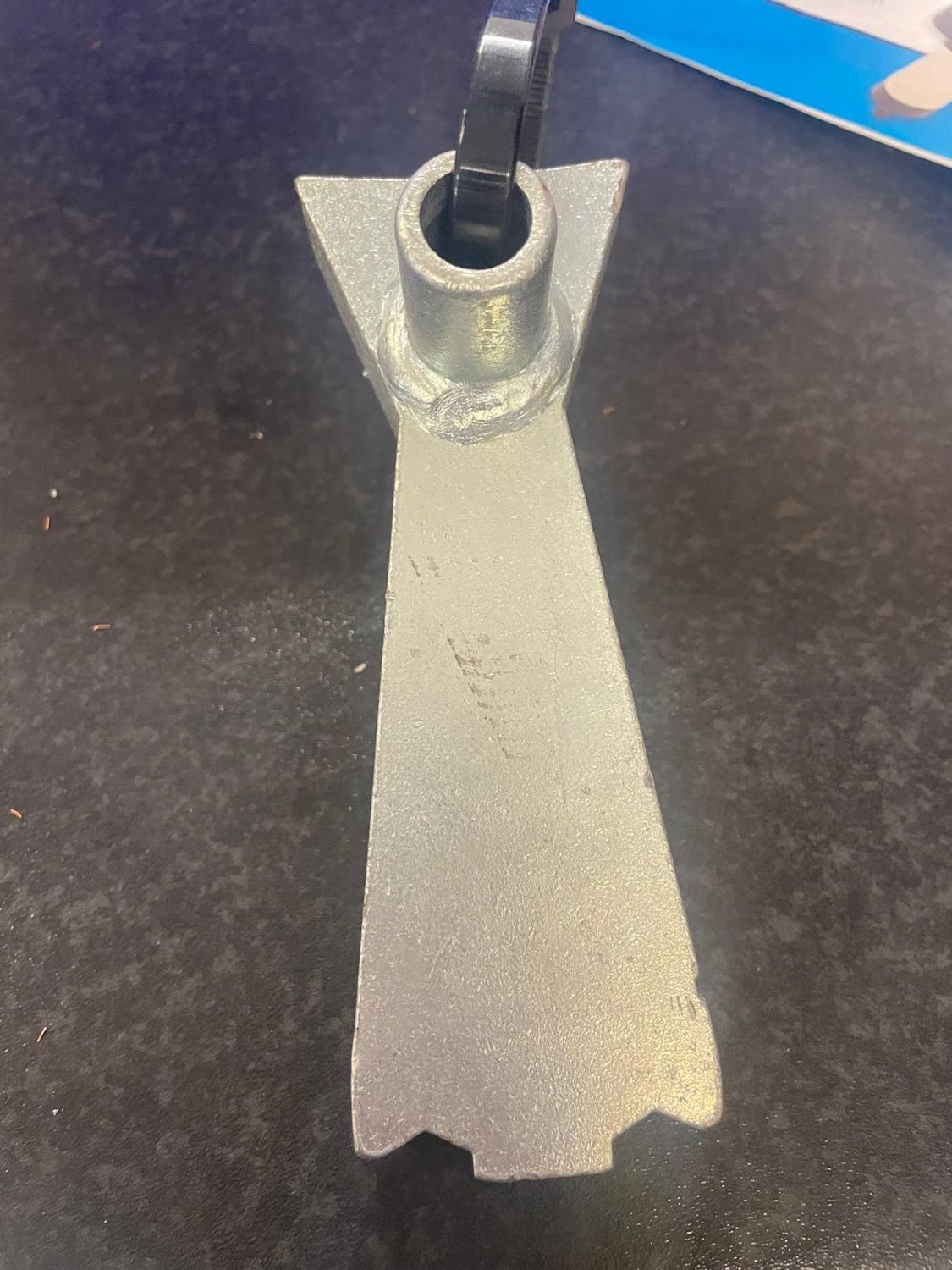 Scraper tripper old type