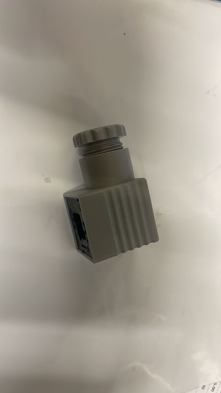 24v plug