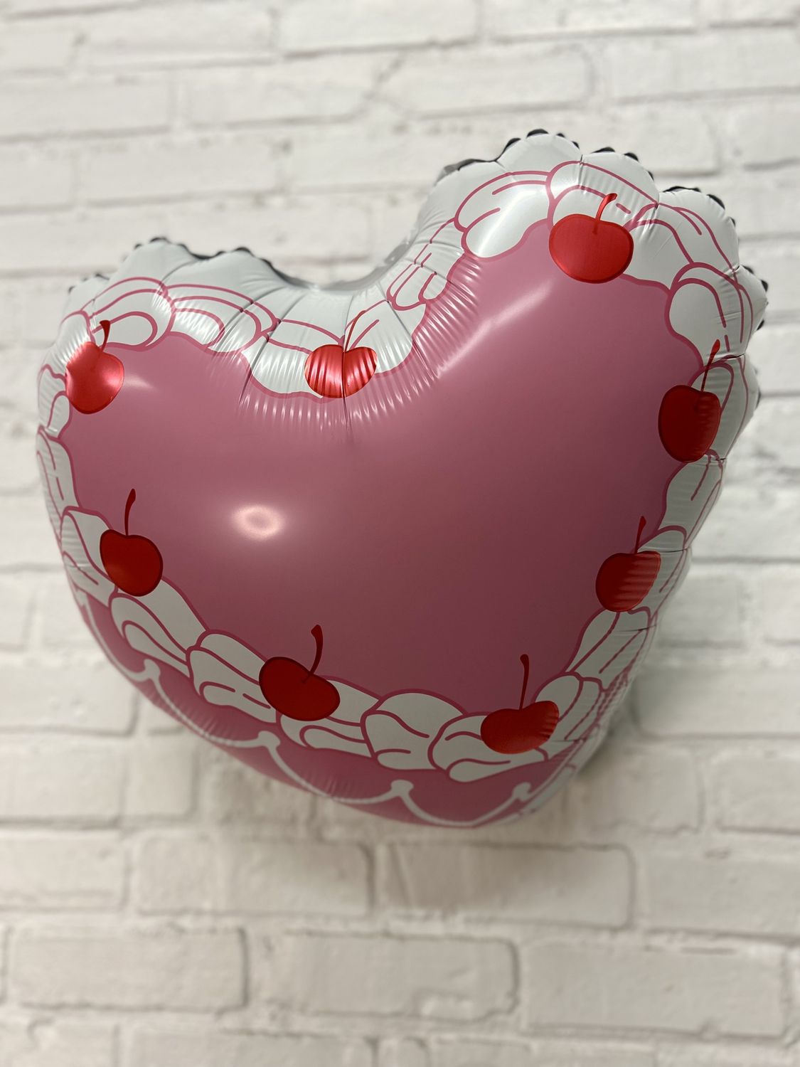 Vintage Cake Balloon