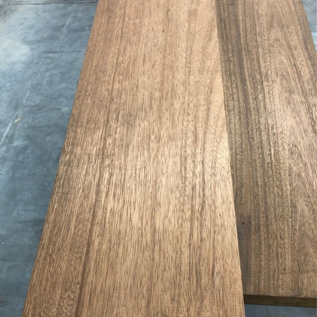 DARK RED MERANTI 5/4 in. x 4 in. *SECONDS*