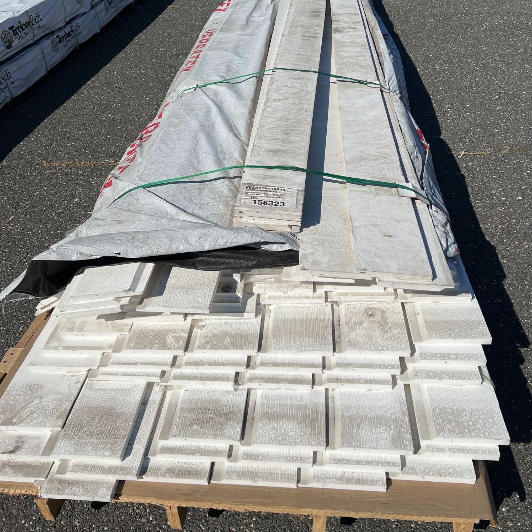 Versatex 1 in. x 8 in. x 18 ft. Woodgrain Skirt Board (Warehouse Seconds)