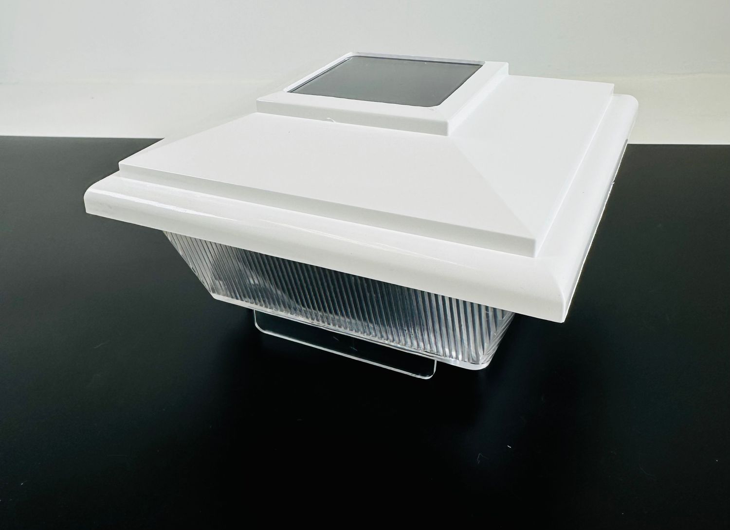 RDI Kindle 4 in. x 4 in. Solar Post Cap - White