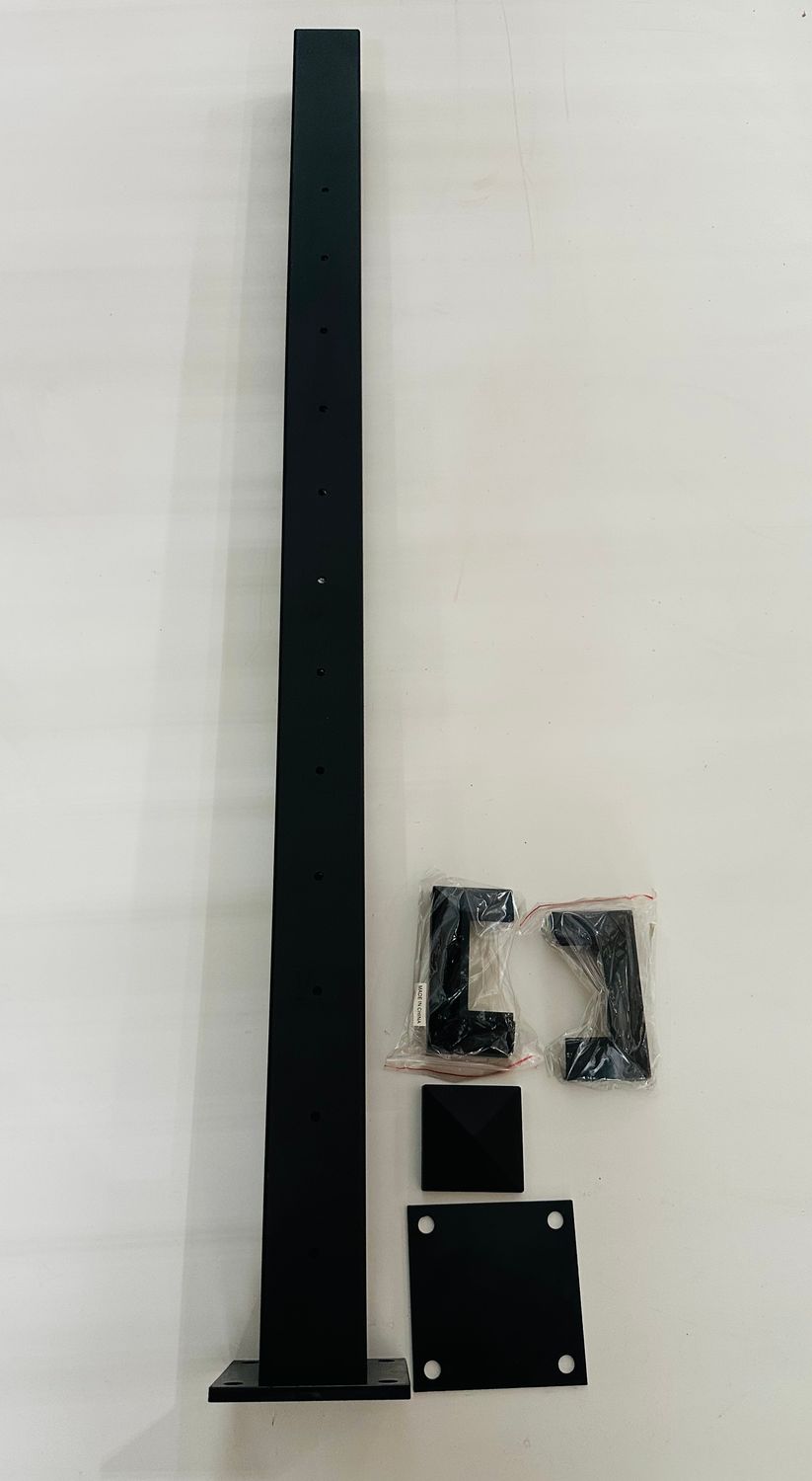 RDI 2 1/2 in. x 2 1/2 in. x 39 in. Aluminum Corner Routed Cable Post - Matte Black (Avalon Aluminum Rail)
