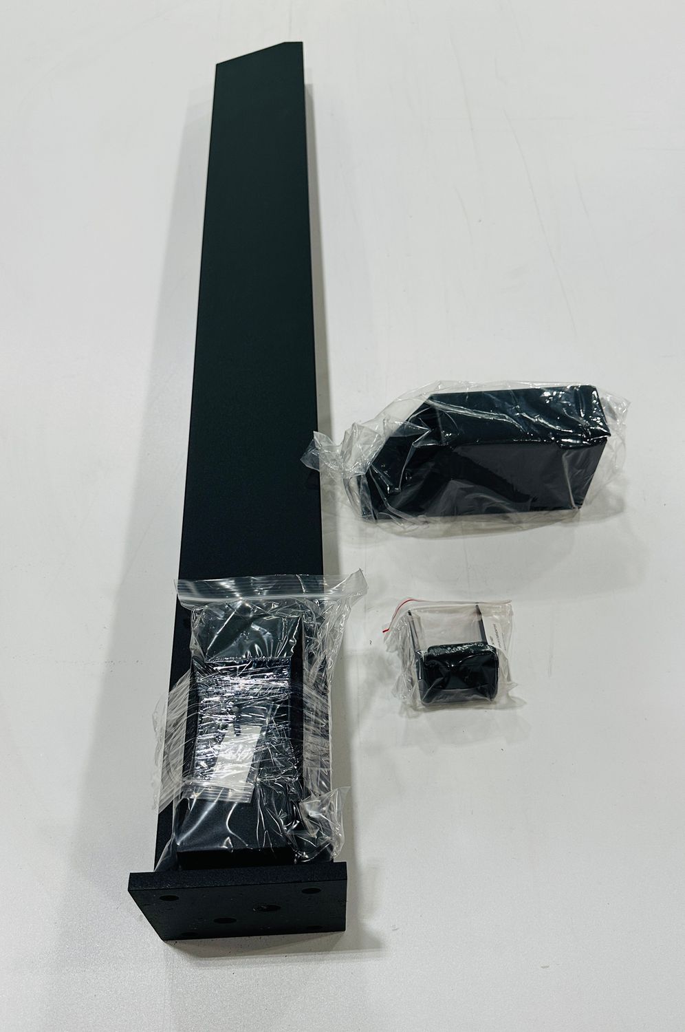 RDI 4 in. x 2 in. x 38 in. Aluminum End Stair Post - Matte Black (Elevation Rail)