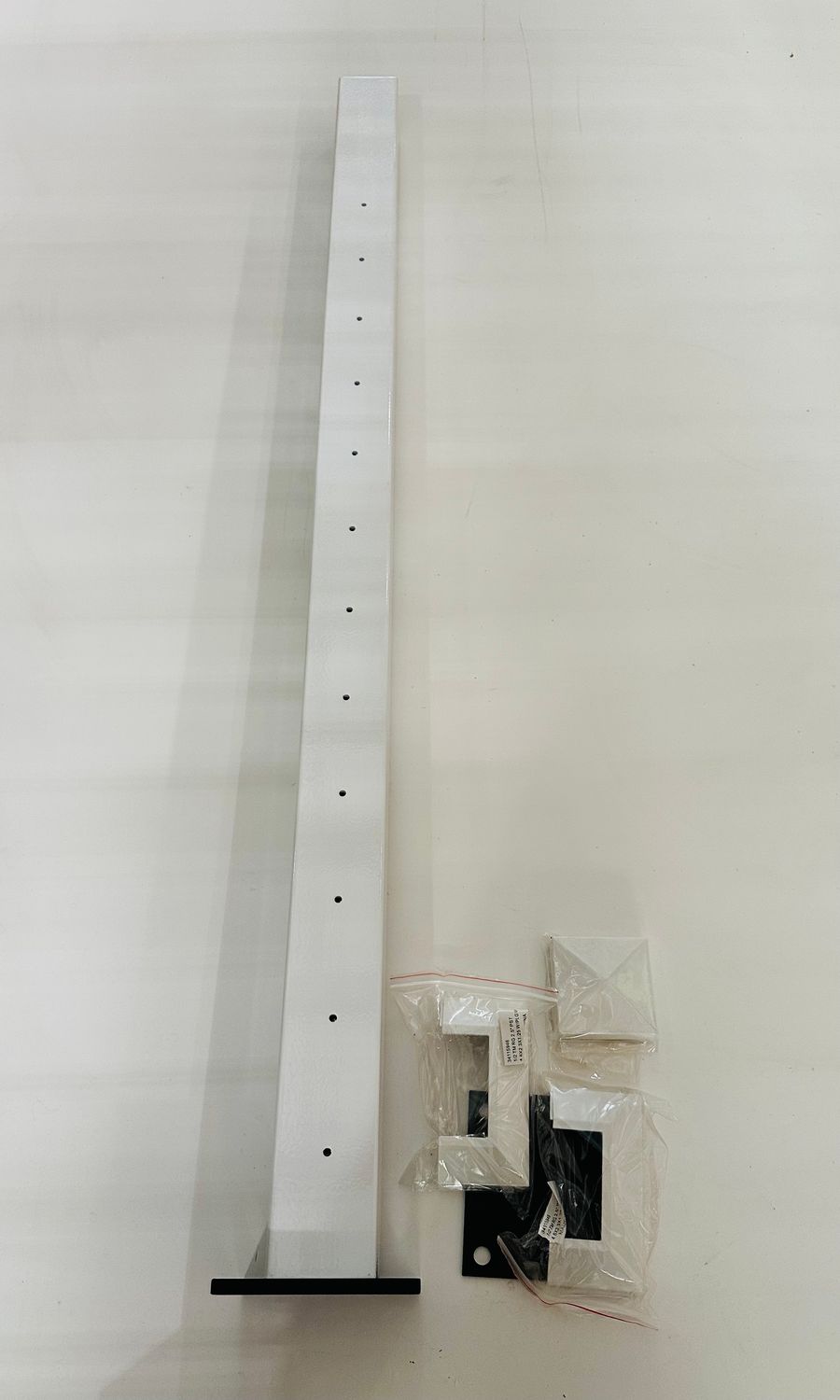 RDI 2 1/2 in. x 2 1/2 in. x 45 in. Aluminum End Routed Cable Post - Matte Black (Avalon Aluminum Rail)
