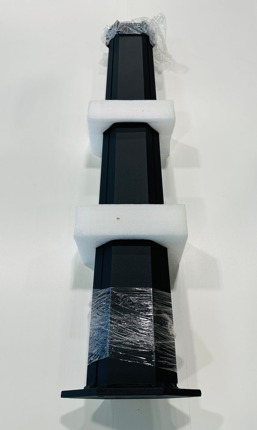 RDI 4 in. x 2 in. x 42 in. Aluminum Corner Post - Matte Black (Elevation Rail)