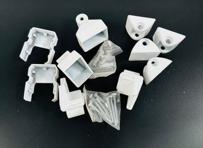 RDI Tristan Angle Bracket Kit (set of 4 – 2 top, 2 bottom) – WHITE (Avalon Aluminum Rail)