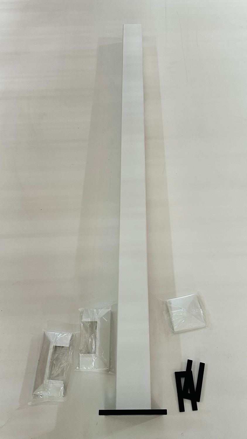 RDI 2 1/2 in. x 2 1/2 in. x 45 in. Aluminum Standard Post - White (Avalon Aluminum Rail)