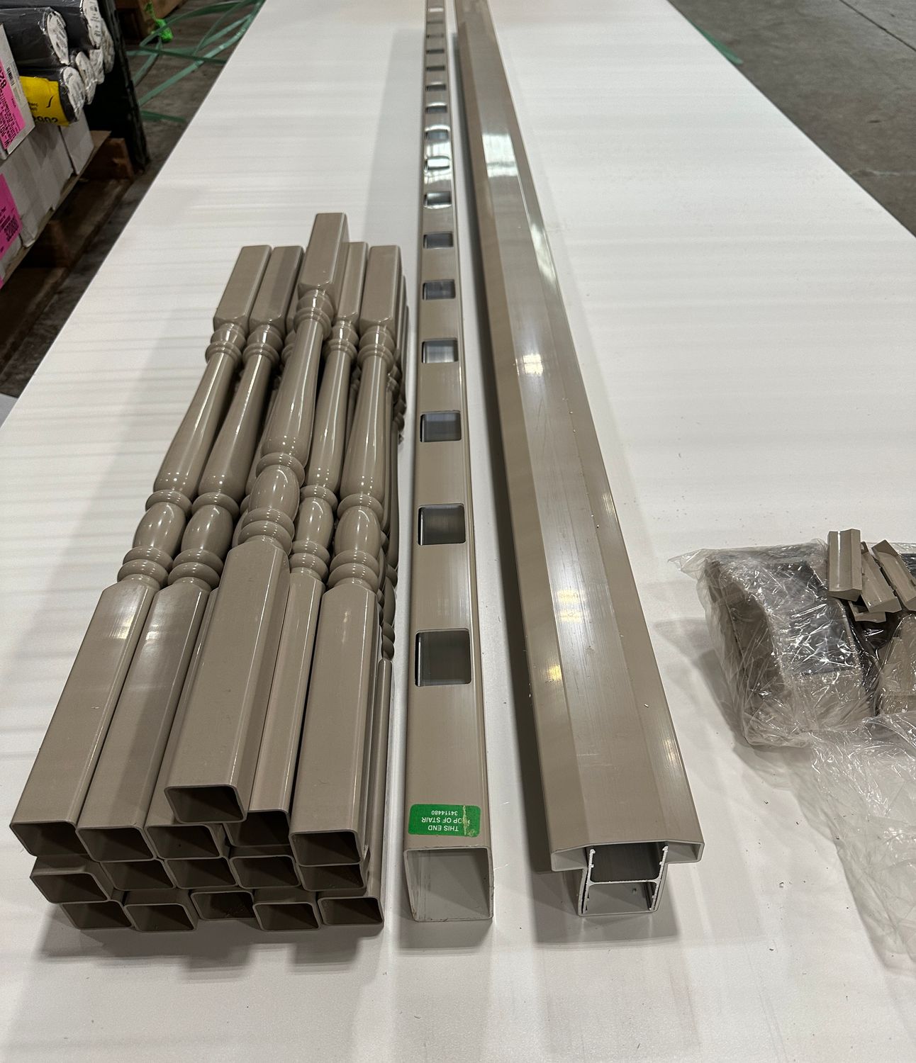 RDI 36 in. x 8 ft. T-Top Stair Vinyl Rail Kit - 1 1/2 in. Turned Balusters, Clay (Finyl Line) RDI 36 in. x 8 ft. T-Top Stair Vinyl Rail Kit - 1 1/2 in. Turned Balusters, Clay (Finyl Line)