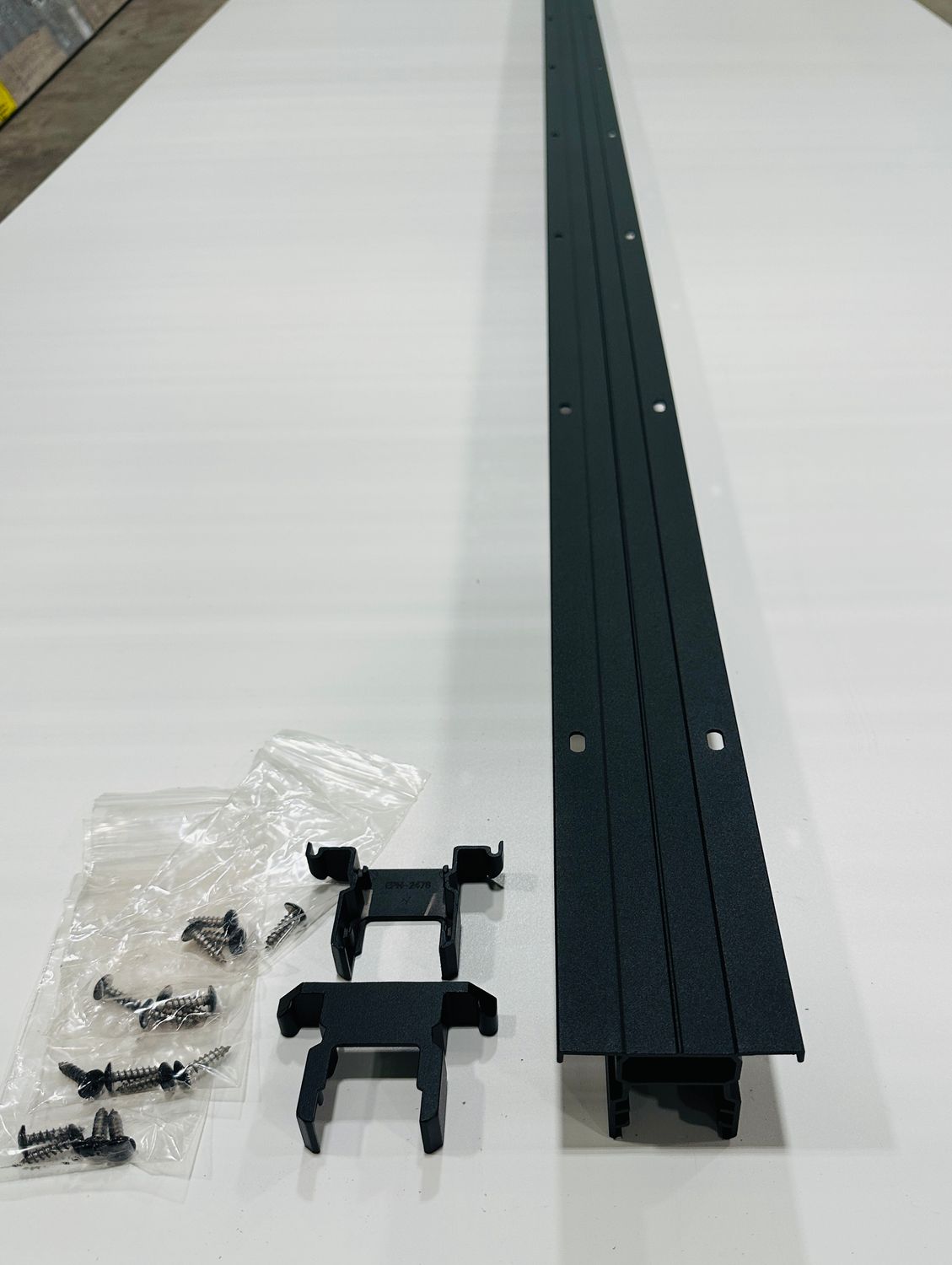 RDI 8 ft. Oberon Top Rail - Matte Black (Avalon Aluminum Rail) RDI 8 ft. Oberon Top Rail - Matte Black (Avalon Aluminum Rail)