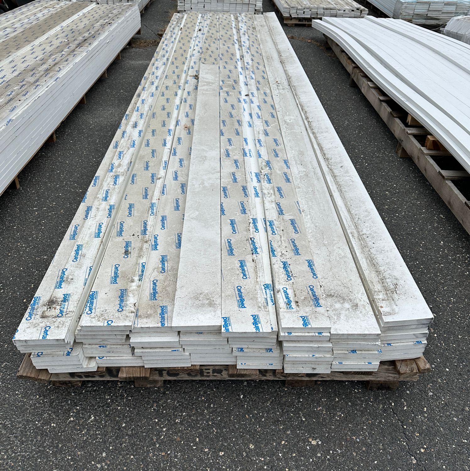 CertainTeed 1 in. x 6 in. x 18 ft. Smooth Trim - Restoration Millwork (Warehouse Seconds) CertainTeed 1 in. x 6 in. x 18 ft. Smooth Trim - Restoration Millwork (Warehouse Seconds)