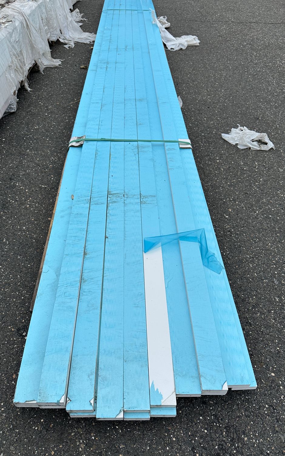 CertainTeed 1 in. x 3 in. x 18 ft. Smooth Trim - Restoration Millwork (Warehouse Seconds) CertainTeed 1 in. x 3 in. x 18 ft. Smooth Trim - Restoration Millwork (Warehouse Seconds)