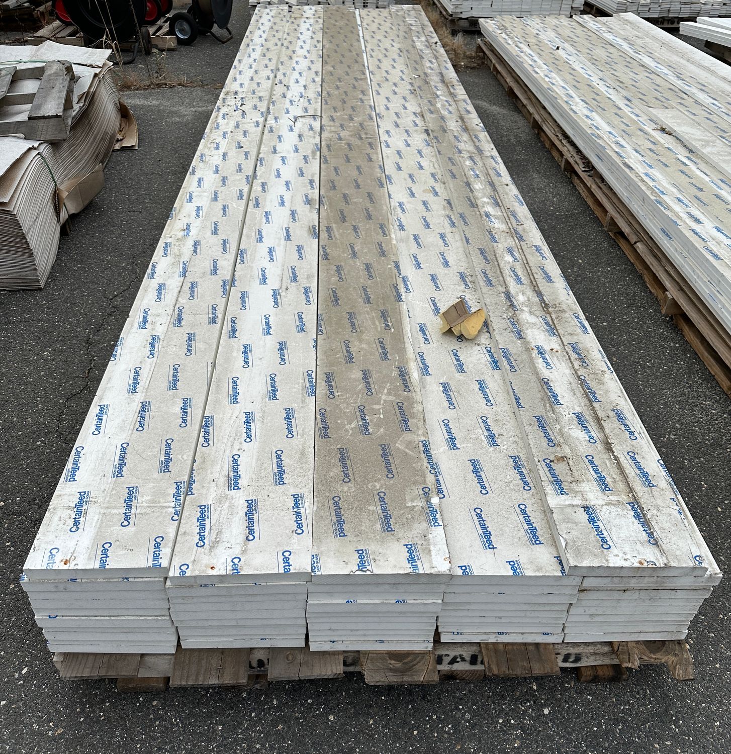 CertainTeed 5/4 in. x 10 in. x 18 ft. Smooth Trim - Restoration Millwork (Warehouse Seconds) CertainTeed 5/4 in. x 10 in. x 18 ft. Smooth Trim - Restoration Millwork (Warehouse Seconds)