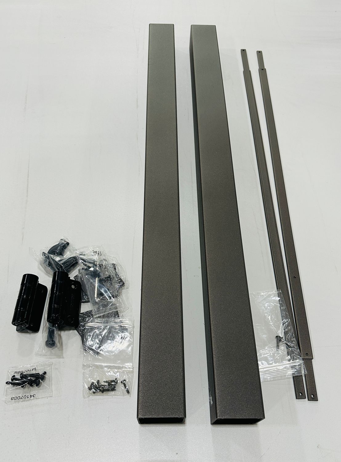 RDI 36 in. Aluminum Gate Kit - Matte Bronze (Avalon Aluminum Rail) RDI 36 in. Aluminum Gate Kit - Matte Bronze (Avalon Aluminum Rail)